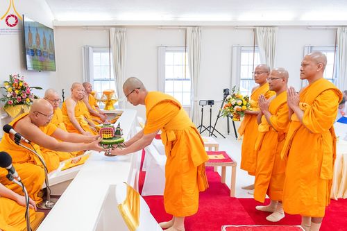 ภาพ No.100752:พิธีทอดกฐินบรมจักรพรรดิสร้างทุกสิ่ง  ณ วัดพระธรรมกายนิวเจอร์ซี ประเทศสหรัฐอเมริกา วันอาทิตย์ ที่ 19 พฤศจิกายน พ.ศ 2566