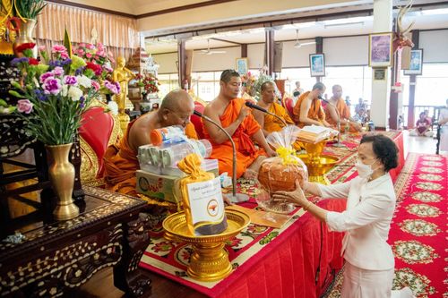 ภาพ No.93194:พิธีทอดกฐินสามัคคีทั่วไทย 5,000 วัด ณ วัดจตุพิธวราวาส จ.ปทุมธานี วันที่ 11 พฤศจิกายน พ.ศ. 2566