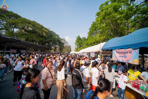 ภาพ No.111377:กิจกรรมงานวันเด็กแห่งชาติ รวมพลังเด็กเก่งและดี สร้างความดีสากล ปีที่ 6 ร่วมจัดโดย เทศบาลเมืองท่าโขลง พุทธสมาคมปทุมธานี องค์การบริหารส่วนตำบลคลองสาม ณ วัดพระธรรมกาย จ.ปทุมธานี วันที่ 13 มกราคม พ.ศ. 2567