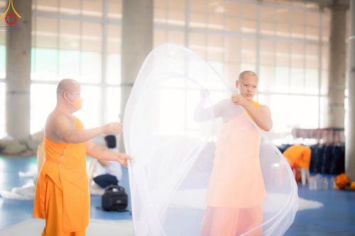 ภาพ No.218247:วันที่ 12-18 เมษายน พ.ศ. 2568 พระภิกษุและเจ้าหน้าที่อาสาสมัคร เตรียมพื้นที่ต้อนรับพักค้างพระสังฆาธิการ เนื่องในงานวันคุ้มครองโลก 22 เมษายน พ.ศ. 2568