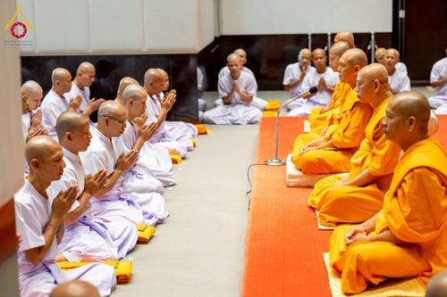 ภาพ No.277708:วันเสาร์ที่ 6 ธันวาคม พ.ศ. 2568 พิธีบรรพชาอุปสมบทและพิธีถวายบาตร โครงการอุปสมบทบูชาธรรมมหาปูชนียาจารย์ ประจำปี พ.ศ.2568 โครงการบวชพระนานาชาติ AEC และ WAB รุ่น CEO (นักบริหาร) รุ่นที่ 5 ณ มหาธรรมกายเจดีย์ วัดพระธรรมกาย
