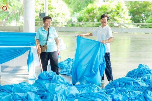 ภาพ No.218602:วันพฤหัสบดีที่ 17 เมษายน พ.ศ. 2568 การเตรียมงานในลานธรรม , สภาธรรมกายสากล , วิหารคด  เพื่องานวันคุ้มครองโลก 22 เมษายน พ.ศ. 2568