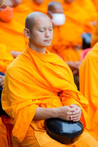 ภาพ No.85878:ตักบาตรพระนานาชาติ 10,000 รูป ใจกลางนครหาดใหญ่ จ.สงขลา วันอาทิตย์ที่ 20 สิงหาคม พ.ศ. 2566