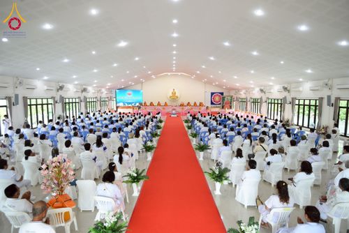 ภาพ No.225841:วันอาทิตย์ที่ 18 พฤษภาคม พ.ศ. 2568 ศูนย์ปฏิบัติธรรมสระบุรี ได้จัดพิธีทอดผ้าป่าฟื้นฟูพระพุทธศาสนา และพิธีมอบใบประกาศนียบัตรเชิดชูเกียรติผู้นำรถ ที่ทำหน้าที่จัดรถเพื่อพาสาธุชนไปร่วมงานวันที่ 22 เมษายน ที่ผ่านมา