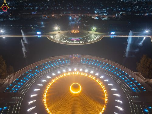 ภาพ No.170278:พิธีลอยกระทงธรรม ณ สระเศรษฐีทะเลบุญ มหาวิหารพระมงคลเทพมุนีฯ วัดพระธรรมกาย วันศุกร์ที่ 15 พฤศจิกายน พ.ศ.2567 (วันเพ็ญ 15 ค่ำ เดือน 12)