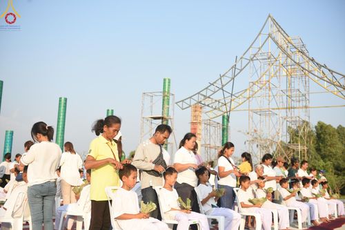 ภาพ No.133194:พิธีตัดปอยผม ธรรมทายาท โครงการสามเณรฟื้นฟูพระพุทธศาสนาทั่วไทย ณ ศูนย์ปฏิบัติธรรมวิหารแดง ตำบลเจริญธรรม อำเภอวิหารแดง จ.สระบุรี  วันที่ 31  มีนาคม พ.ศ. 2567