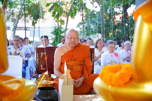 ภาพ No.186397:พิธีบรรจุพระบรมสารีริกธาตุ และพิธีพุทธาภิเษกองค์พระประธาน 150 องค์  ส่งประดิษฐาน ณ ดินแดนพุทธภูมิ อินเดีย-เนปาล ณ วัดประยูรธรรมาราม อ.ลำลูกกา จ.ปทุมธานี วันอาทิตย์ที่ 15 ธันวาคม พ.ศ. 2567