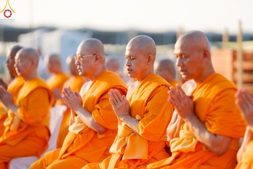 ภาพ No.194476:พิธีปฐมเริ่มสุวรรณรังสรรค์มหาธรรมกายเจดีย์ วันจันทร์ที่ 13 มกราคม พ.ศ. 2568 ณ มหาธรรมกายเจดีย์ วัดพระธรรมกาย จ.ปทุมธานี