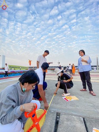 ภาพ No.120827:V.20 เป็นปลื้ม การเตรียมงาน เก็บงาน การรับบุญของเจ้าหน้าที่หน่วยงานต่างๆ เพื่อโครงการธรรมยาตรา กตัญญูบูชา มหาปูชนียาจารย์ พระมงคลเทพมุนี (สด จนฺทสโร) พระผู้ปราบมาร อนุสรณ์สถาน 7 แห่ง ปีที่ 12 ระหว่างวันที่ 2 - 31 มกราคม พ.ศ.2567