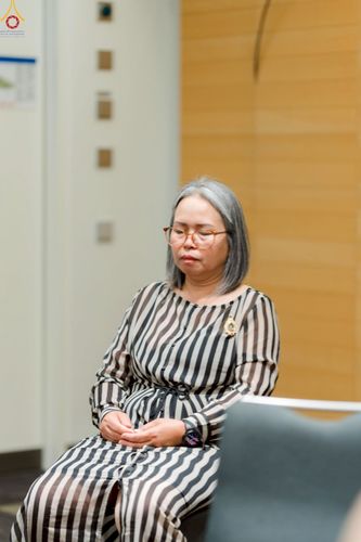 ภาพ No.229336:วันที่ 15 มิถุนายน พ.ศ. 2568 Meditation wisdom talks 2025 โดย พระอาจารย์ไมเคิล วีรธมฺโม และ พระอาจารย์นิค สนฺตจิตฺโต โดยมีผู้เข้าร่วมโครงการ เป็นชาวสวีเดนและชาวยุโรป จำนวน 30 ท่าน  ณ โรงแรม Radissonblu waterfront กรุงสตอกโฮล์ม ประเทศสวีเดน