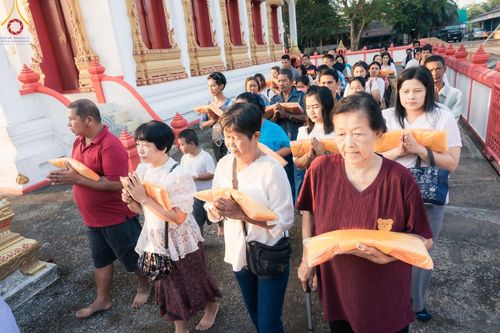 ภาพ No.133423:พิธีขอขมารับผ้าไตร, พิธีบรรพชาสามเณร, สามเณรออกบิณฑบาต ในโครงการบรรพชาสามเณร ฟื้นฟูพระพุทธศาสนาทั่วไทย  ณ ศูนย์ปฏิบัติธรรม และอบรมเยาวชนเมืองยะลา วันที่ 3 เมษายน พ.ศ. 2567