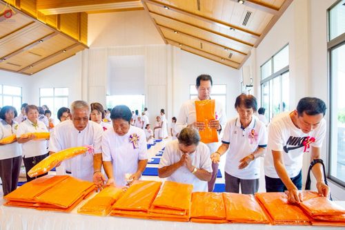 ภาพ No.268487:วันพฤหัสบดีที่ 23 ตุลาคม พ.ศ. 2568 พิธีทอดกฐินเพื่อสร้างกุฏิสงฆ์ ณ ศูนย์ปฏิบัติธรรมนานาชาติสะเดา จ.สงขลา