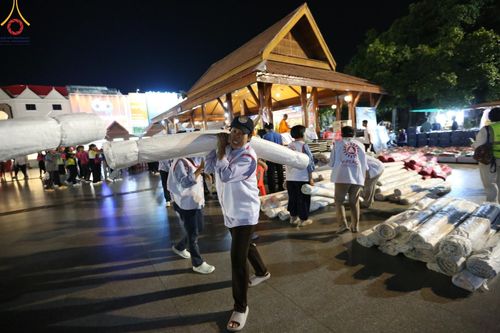 ภาพ No.126751:V.30 เต็มที่ เพื่อโคราช การเตรียมงาน ปฏิบัติงาน และเก็บงาน ของเจ้าหน้าที่หน่วยงานต่างๆ ทุกภาคส่วน เพื่อพิธีทำบุญเมืองนครราชสีมา ฉลอง 556 ปี ตักบาตรพระ 10,000 รูป ในวันเสาร์ที่ 2 มีนาคม พ.ศ.2567 ณ อนุสาวรีย์ท้าวสุรนารี จ.นครราชสีมา จัดโดย คณะสงฆ์จังหวัดนค