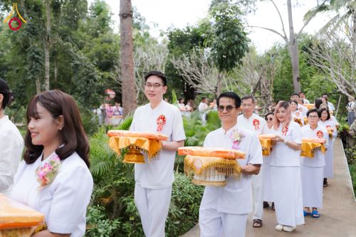 ภาพ No.165626:พิธีทอดกฐินศูนย์ปฏิบัติธรรมแก้วภูเรือ จ.เลย ในโครงการกฐินสามัคคีทั่วไทย 30,000 วัด บูชาธรรม 80 ปี หลวงพ่อธัมมชโย โดยคณะศิษยานุศิษย์วัดพระธรรมกาย วันที่ 20 ตุลาคม พ.ศ. 2567