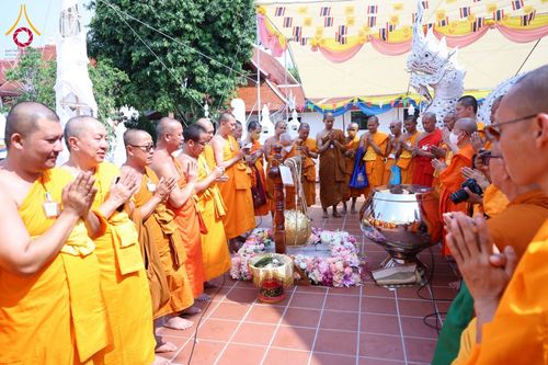 ภาพ No.61565:พิธีตัดลูกนิมิตผูกพัทธสีมา อุโบสถจิตตะอริยศุภกุล วันพฤหัสบดีที่ ๑๘ เมษายน พ.ศ.๒๕๖๗ ณ วัดกิ่วลม ตำบลบ่อหลวง อำเภอฮอด จังหวัดเชียงใหม่