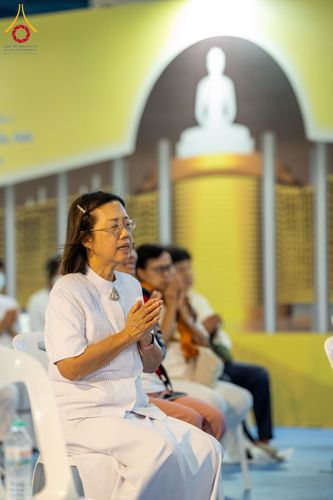 ภาพ No.187601:พิธีฉลองชัยสวดมนต์บทธัมมจักกัปปวัตนสูตร 7,000,000,000 จบ และพิธีสวดมนต์ข้ามปี วันที่ 31 ธันวาคม พ.ศ. 2567 ถึงวันที่ 1 มกราคม พ.ศ. 2568 ณ มหารัตนวิหารคด วัดพระธรรมกาย จ.ปทุมธานี