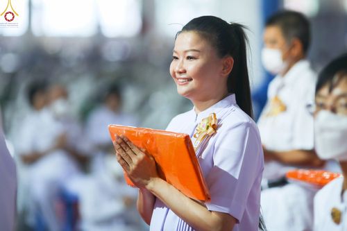 ภาพ No.88930:พิธีทอดผ้าป่าสมทบกฐินครั้งที่ 2 วันศุกร์ที่ 29 กันยายน พ.ศ. 2566 วันเพ็ญขึ้น 15 ค่ำ เดือน 10 ณ ห้องแก้วสารพัดนึก 1 วัดพระธรรมกาย