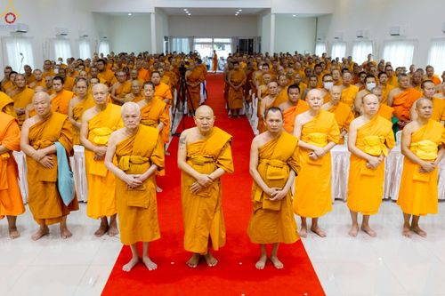 ภาพ No.232924:วันที่ 8  กรกฏาคม พ.ศ. 2568 สัมมนาคณะสงฆ์โซนภาคตะวันตก เพื่อฟื้นฟูพระพุทธศาสนา โครงการทอดกฐิน 30,000 วัดทั่วไทย ประจำปีพุทธศักราช 2568 ณ ศูนย์ปฏิบัติธรรมพระมงคลเทพมุนี อ.สองพี่น้อง จ.สุพรรณบุรี