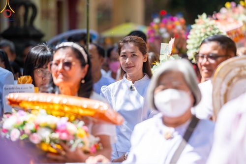 ภาพ No.100879:พิธีทอดกฐินสามัคคีทั่วไทย 5,000 วัด ณ วัดหนองเสือ จ.ฉะเชิงเทรา วันที่ 25 พฤศจิกายน พ.ศ. 2566