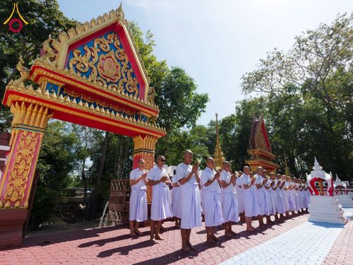 ภาพ No.181462:พิธีบรรพชาอุปสมบท ณ วัดบ้านอ่าง ต.อ่างคีรี อ.มะขาม จ.จันทบุรี วันที่ 6 ธันวาคม พ.ศ. 2567 ในโครงการอุปสมบทหมู่ บูชาธรรมมหาปูชนียาจารย์ ปี 2567 โดยทีมงานลูกพระธัมฯ ศูนย์ปฏิบัติธรรมจันทบุรี จ.จันทบุรี