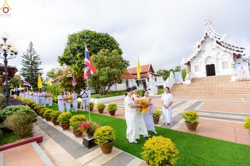 ภาพ No.260268:วันที่ 18 ตุลาคม พ.ศ. 2568 พิธีทอดกฐินสามัคคีทั่วไทย 30,000 วัด โดยคณะศิษยานุศิษย์ บูชาธรรม 81 ปี หลวงพ่อธัมมชโย ณ วัดกิ่วลม ต.บ่อหลวง อ.ฮอด จ.เชียงใหม่