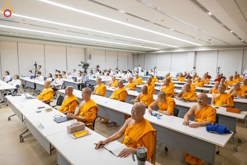 ภาพ No.63404:การสัมมนา World Peace Inner Peace : Lord Buddha 's Social Doctrine to resolve Global Issues ณ อาคาร 100 ปี คุณยายอาจารย์ฯ วัดพระธรรมกาย วันพฤหัสบดี ที่ 25 เมษายน พ.ศ. 2567