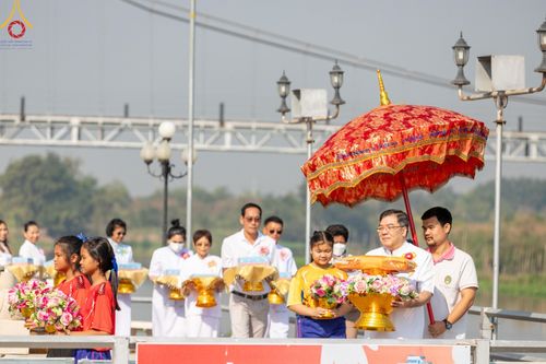 ภาพ No.199492:พิธีทอดผ้าป่าทำนุบำรุงศาสนสถาน ณ วัดศิลามูล ตำบลหินมูล อำเภอบางเลน จังหวัดนครปฐม ในโครงการธรรมยาตรา กตัญญูบูชา มหาปูชนียาจารย์ พระมงคลเทพมุนี(สด จนฺทสโร) พระผู้ปราบมาร อนุสรณ์สถาน 7 แห่ง ปีที่ 13 วันที่ 21 มกราคม พ.ศ. 2568