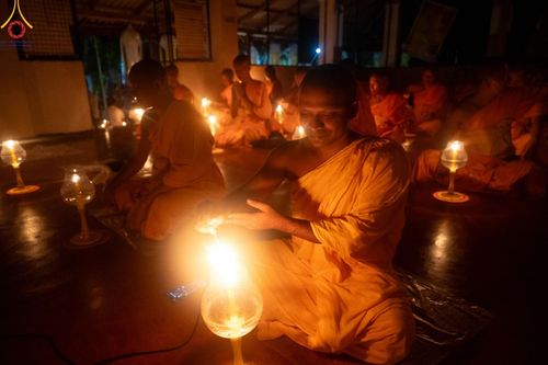 ภาพ No.141892:PhotoStory มหาศรัทธา ธรรมยาตราศรีลังกา EP.7 พิธีจุดวิสาขประทีป 6 วัด ถวายเป็น พุทธบูชา  โครงการสยาม-ลังกา ธรรมยาตรา  ฉลองเทศกาลวิสาขบูชาแห่งชาติ ศรีลังกา วันที่ 16 เดือนมิถุนายน พ.ศ. 2567