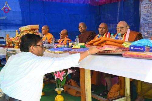 ภาพ No.179397:พิธีทอดกฐินสมทบ ณ วัดสันตินิเกตัน (Santiniketan Temple) เมืองกัลกัตตา ประเทศอินเดีย วันที่ 9 พฤศจิกายน พ.ศ. 2567 เพื่อสร้างโรงพยาบาลสำหรับชุมชน Santiniketan Ambedga Buddhist welfare mission