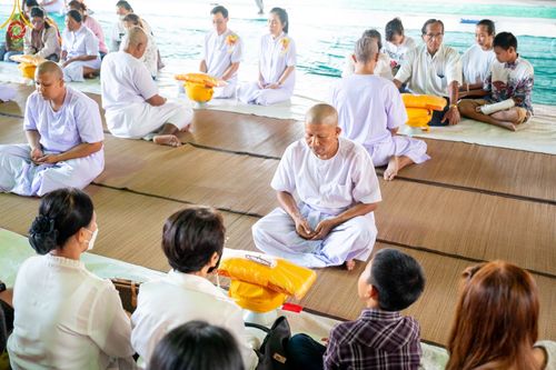 ภาพ No.101317:พิธีบรรพชาธรรมทายาท ในโครงการอุปสมบทบูชาธรรม มหาปูชนียาจารย์ พ.ศ. 2566 ณ วัดท่าสุวรรณ จ.ราชบุรี วันที่ 6 ธันวาคม พ.ศ. 2566