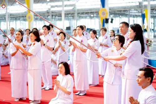 ภาพ No.249425:วันที่ 28 กันยายน พ.ศ. 2568 พิธีจุดเทียนใจ ไฟนิรันด์ อนันตชัย ณ สภาธรรมกายสากล วัดพระธรรมกาย