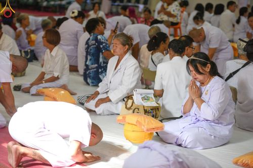 ภาพ No.184616:โครงการบรรพชาอุปสมบทหมู่ บูชาธรรมมหาปูชนียาจารย์ ณ วัดพระพุทธบาท ราชวรมหาวิหาร ต.ขุนโขลน อ.พระพุทธบาท จ.สระบุรี  วันที่ 8 ธันวาคม พ.ศ. 2567