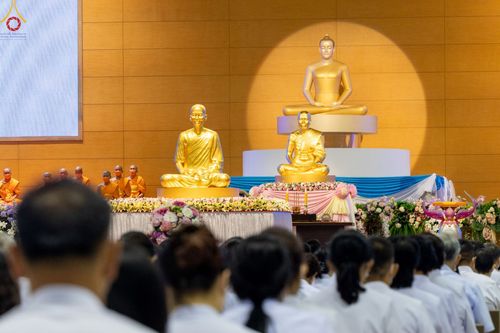 ภาพ No.88818:พิธีบูชาครูผู้ค้นพบวิชชาธรรมกาย วันศุกร์ที่ 29 กันยายน พ.ศ. 2566 วันเพ็ญขึ้น 15 ค่ำ เดือน 10 ณ วัดพระธรรมกาย