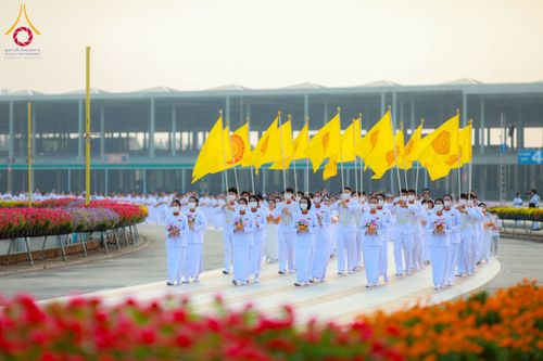 ภาพ No.63121:โครงการอุปสมบทหมู่ บูชาธรรมหลวงพ่อธัมมชโย พ.ศ.2567 ณ ลานธรรม พระมหาธรรมกายเจดีย์ วัดพระธรรมกาย วันที่ 13 เมษายน พ.ศ.2567