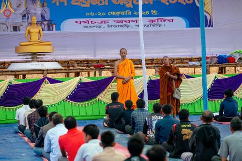 ภาพ No.127576:Photo Story ปฐมบรรพชาชาวพุทธมาร์มา Episode 2/5 วันที่ 6-7 กุมภาพันธ์ พ.ศ. 2567  โครงการบรรพชาครั้งประวัติศาสตร์ แห่งเทือกเขาจิตตะกอง  ครั้งแรกของชาวพุทธมาร์มา บังกลาเทศ บูชาธรรม 80 ปีหลวงพ่อธัมมชโย ณ วัดธัมจักร อรัญกุฏิ เมืองรัมการ์ คาร์กาชารี บังกลาเทศ