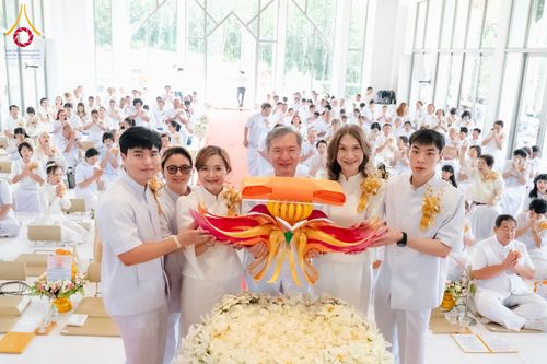 ภาพ No.171759:พิธีทอดกฐิน ศูนย์ปฏิบัติธรรมแก้วเมืองเลย วันที่ 27 ตุลาคม พ.ศ. 2567