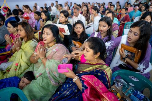 ภาพ No.98836:พิธีทอดกฐินสมทบ วัดพุทธธัมมะราชิกะ กรุงธากา ประเทศบังกลาเทศ วันอาทิตย์ที่ 26 พฤศจิกายน พ.ศ. 2566