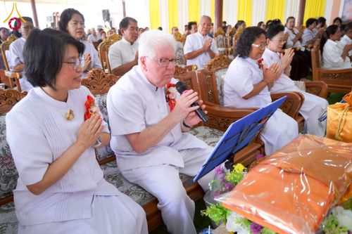 ภาพ No.275584:วันที่ 5 พฤศจิกายน พ.ศ. 2568 พิธีทอดกฐินสามัคคีทั่วไทย ณ วัดวังมะนาว อ.ปากท่อ จ.ราชบุรี โดยคณะศิษยานุศิษย์ บูชาธรรม 81 ปี หลวงพ่อธัมมชโย