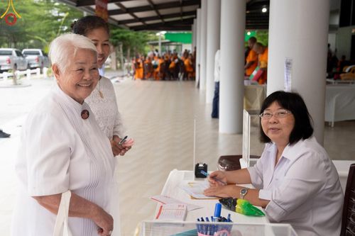 ภาพ No.142130:พิธีถวายสังฆทานแด่คณะสงฆ์ 323 วัด ปีที่ 20 ครั้งที่ 170 , พิธีมอบกองทุนหนุนแรงใจช่วยครูใต้ ปีที่ 17 ครั้งที่ 135 และพิธีทำบุญอุทิศส่วนกุศลให้ผู้วายชนม์ วันเสาร์ที่ 22 มิถุนายน พ.ศ.2567 ณ ศูนย์ปฏิบัติธรรมภาคใต้ อ.บางกล่ำ จ.สงขลา