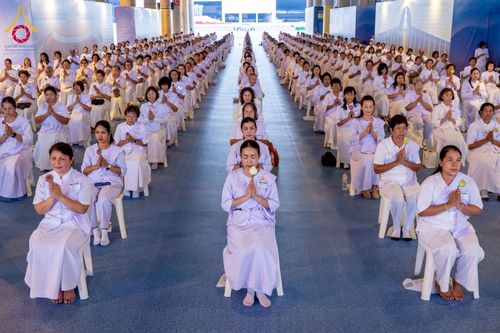 ภาพ No.224194:วันที่ 3-5 พฤษภาคม พ.ศ. 2568  กิจวัตร-กิจกรรมโครงการปฏิบัติธรรมอบรมศีลธรรม “บวชอุบาสิกาแก้ว” ถวายเป็นพระราชกุศล แด่พระบาทสมเด็จพระเจ้าอยู่หัว เนื่องในโอกาสมหามงคล “วันฉัตรมงคล” ณ วัดพระธรรมกาย อ.คลองหลวง จ.ปทุมธานี