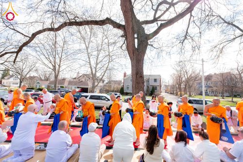 ภาพ No.319037:วันที่ 29 มีนาคม พ.ศ.2569 พิธีทอดผ้าป่าวัดพระธรรมกาย 20 ศูนย์สาขา และการประชุมภาคพื้นอเมริกา ไตรมาสที่ 1/2569 วัดพระธรรมกายชิคาโก ประเทศสหรัฐอเมริกา