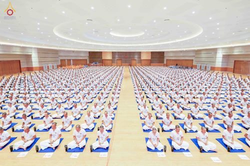 ภาพ No.340270:วันที่ 23 กรกฎาคม พ.ศ. 2569 พิธีเปิดโครงการพัฒนาคุณธรรม จริยธรรม สำหรับนักเรียนนายสิบตำรวจ (นสต.) รุ่นที่ 17 ศูนย์ฝึกอบรมตำรวจภูธรภาค 1 ระหว่างวันที่ 23-27 กรกฏาคม 2569 ( 5 วัน 4 คืน) ณ ศูนย์ปฏิบัติธรรมเวิล์ดพีช วัลเล่ย์ (World Peace Valley) เขาใหญ่  ต.ห