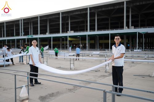 ภาพ No.326403:วันที่ 26 -27 เมษาบน พ.ศ.2569 การเก็บงานแผ่นหน้าโต๊ะที่ลานธรรม งานถวายมหาสังฆทาน 40,000 กว่าวัดทั่วประเทศ ณ ลานธรรม วัดพระธรรมกาย