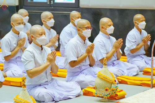 ภาพ No.82711:พิธีเวียนประทักษิณ, พิธีวันทาเจดีย์ ณ มหาธรรมกายเจดีย์  พิธีบรรพชาหมู่พระพี่เลี้ยงเข้าพรรษา, ธรรมทายาทอุดมศึกษา รุ่นที่ 50(ภาคฤดูฝน) และธรรมทายาทพุทธศาสตร์สากล รุ่นที่ 7 (ภาคฤดูฝน) วันเสาร์ที่ 17 มิถุนายน พ.ศ. 2566 ณ  โบสถ์พระไตรปิฎก วัดพระธรรมกาย จ.ปทุม