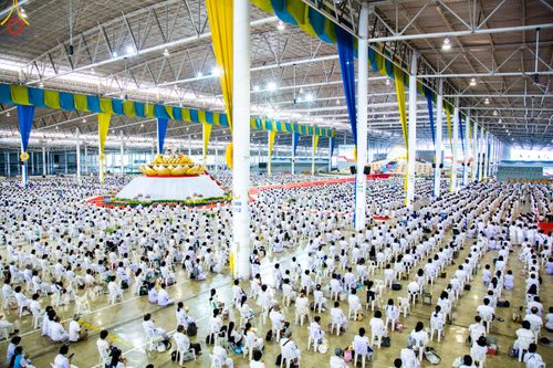 ภาพ No.77807:พิธีหล่อพระบรมพุทธเจ้า ทิศตะวันตก  วันอาทิตย์ที่ 19 มีนาคม พ.ศ. 2566 ณ วัดพระธรรมกาย จ.ปทุมธานี