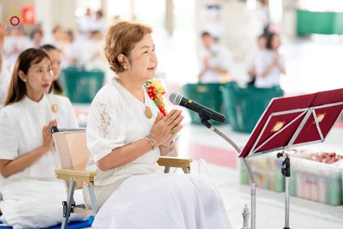 ภาพ No.336056:วันที่ 20 มิถุนายน พ.ศ. 2569 พิธีตักบาตรฉลองพระใหม่ โครงการอุปสมบทธรรมทายาทอุดมศึกษา รุ่นที่ 53