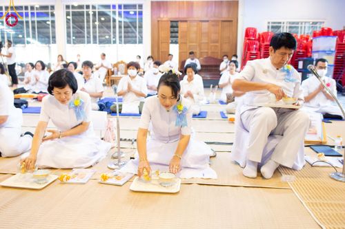 ภาพ No.112982:พิธีถวายภัตตาหารเป็นสังฆทาน แด่คณะพระธรรมยาตรา ปีที่ 12 วันที่ 16 มกราคม พ.ศ. 2567 ณ วัดโบสถ์(บน) บางคูเวียง จ.นนทบุรี