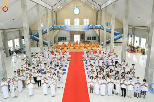 ภาพ No.86054:งานบุญครบรอบ 12 ปี ณ ศูนย์อบรมเยาวชนนครปฐม วันเสาร์ ที่ 19 สิงหาคม พ.ศ. 2566 พิธีทอดผ้าป่าบำรุงศูนย์ และพิธีเจริญพระพุทธมนต์ ฉลองหอฉันคุณยายฯ ประธานสงฆ์  พระมหาคมสัน  ธมฺมาสนฺโน ประธานบุญพิธี กัลฯสุนทรินทร์  จันทนา และคณะเจ้าภาพจังหวัดนครปฐม