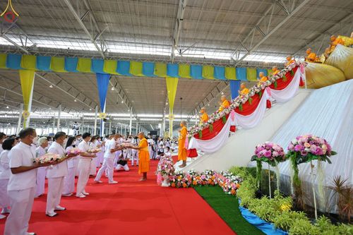 ภาพ No.77014:พิธีหล่อพระบรมพุทธเจ้า ในวันมาฆบูชา อาทิตย์ต้นเดือนที่ 6 มีนาคม พ.ศ. 2566 ณ วัดพระธรรมกาย จ.ปทุมธานี