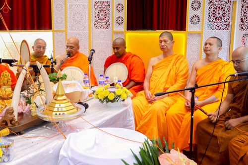 ภาพ No.245019:วันที่ 30-31 สิงหาคม พ.ศ. 2568 พิธีฉลองสมโภช พระบรมสารีริกธาตุ ณ วัดพระธรรมกายกัวลาลัมเปอร์ ประเทศมาเลเซีย เพื่ออัญเชิญไปประดิษฐาน ณ วัดพุทธมหาวิหาร ประเทศศรีลังกา